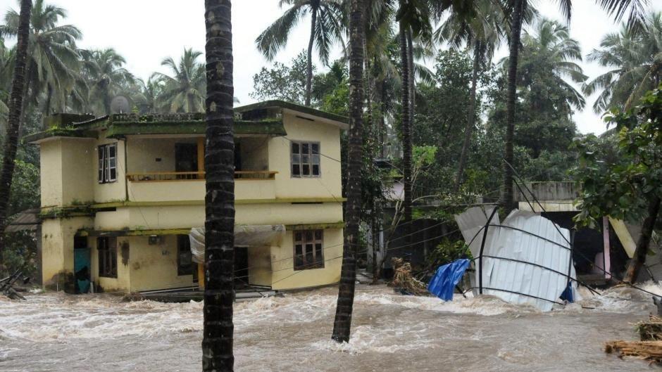 Heavy rains and floods devastate normal lives of Kerala, houses washed away