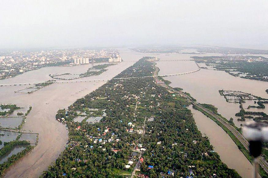 Heavy rains and floods devastate normal lives of Kerala, houses washed away