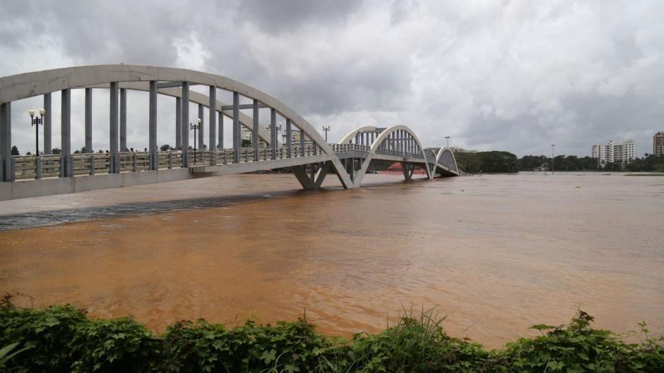 Heavy rains and floods devastate normal lives of Kerala, houses washed away