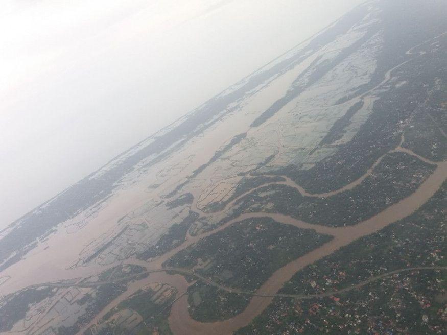 Heavy rains and floods devastate normal lives of Kerala, houses washed away