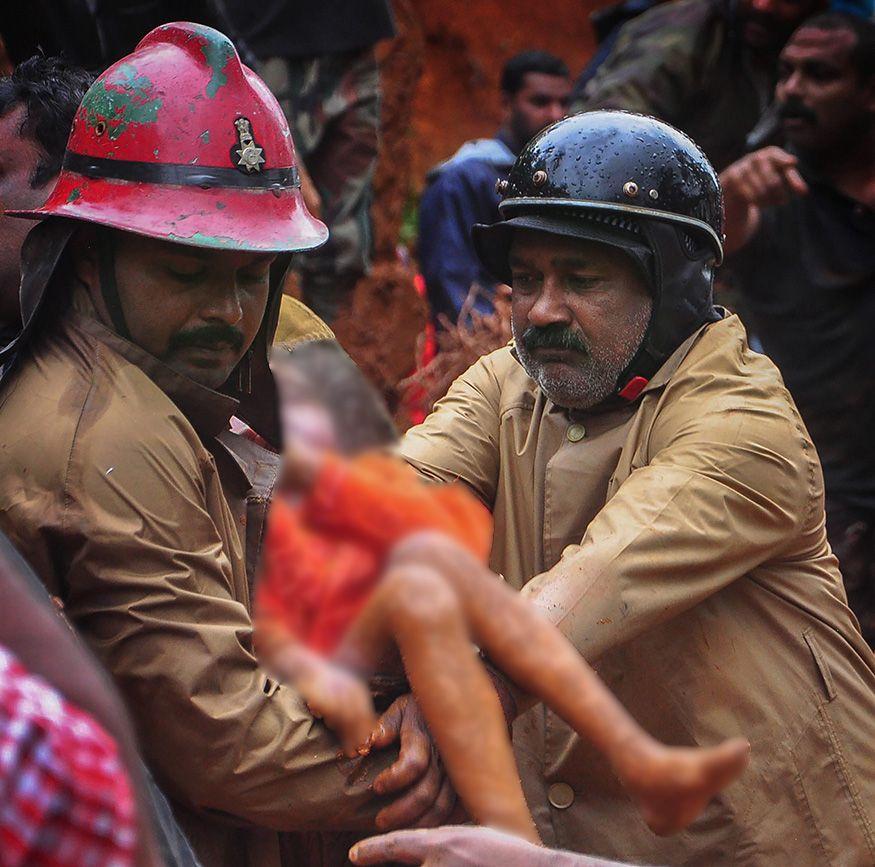 Heavy rains and floods devastate normal lives of Kerala, houses washed away