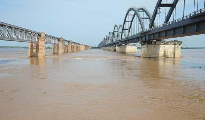Heavy rains batter several parts of Telangana & coastal Andhra