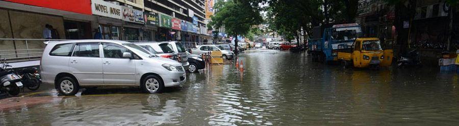 Heavy rains continue to lash out Hyderabad City