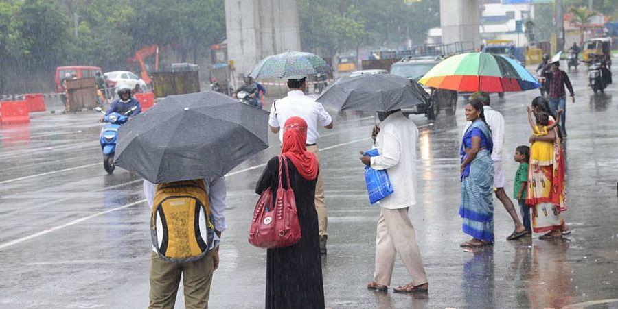 Heavy rains continue to lash out Hyderabad City