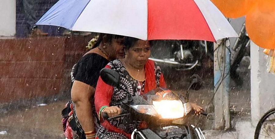 Heavy rains continue to lash out Hyderabad City