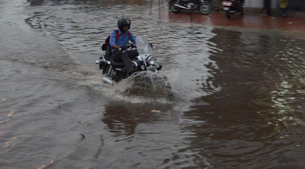 Heavy rains continue to lash out Hyderabad City