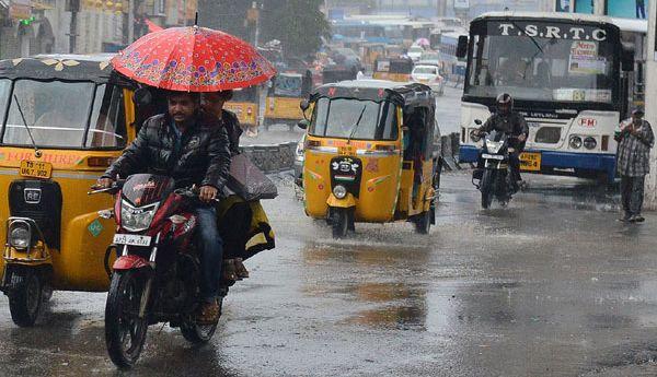 Heavy rains continue to lash out Hyderabad City