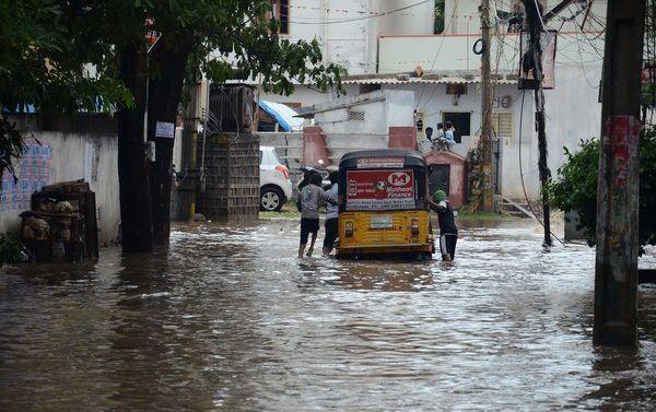 Heavy rains continue to lash out Hyderabad City