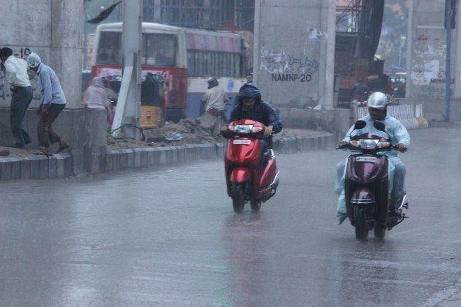 Heavy rains continue to lash out Hyderabad City