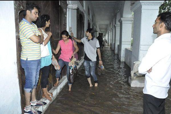 Heavy rains continue to lash out Hyderabad City