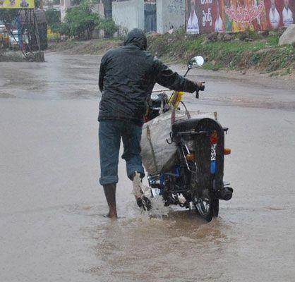 Heavy rains continue to lash out Hyderabad City