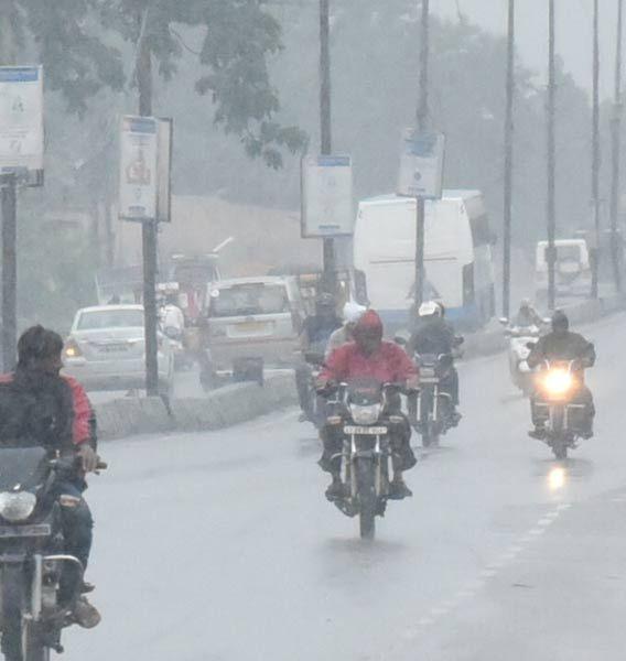 Heavy rains continue to lash out Hyderabad City
