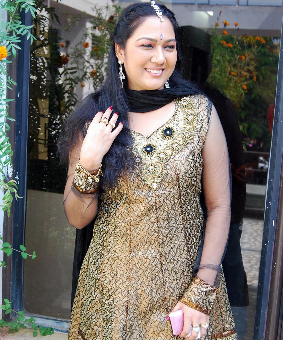 Hema Aunty Unseen Photo Collection