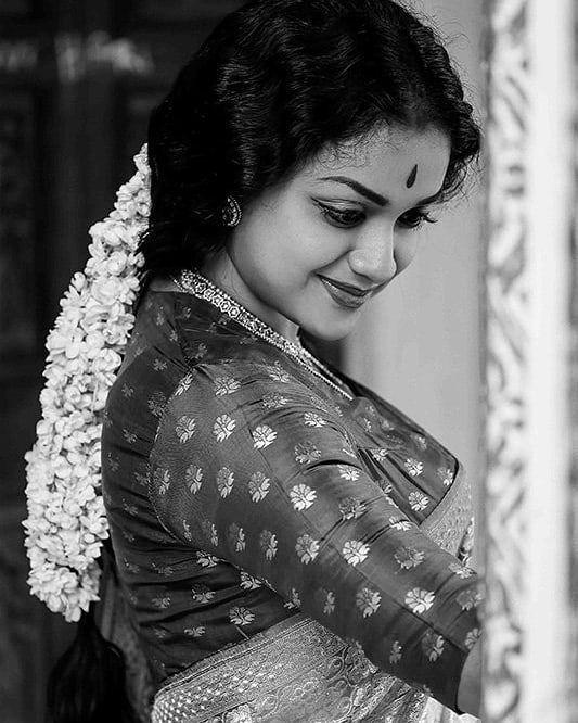 Here's the Latest working stills of Mahanati Movie