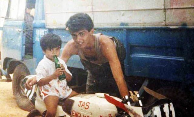 Hero Ajit Kumar Real House Family Photos