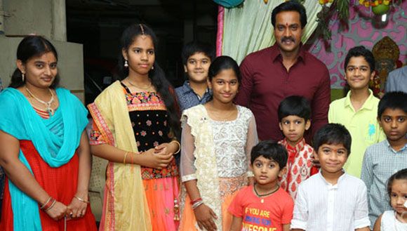 Hero Sunil Celabrating Ganapathi Utsavas photos