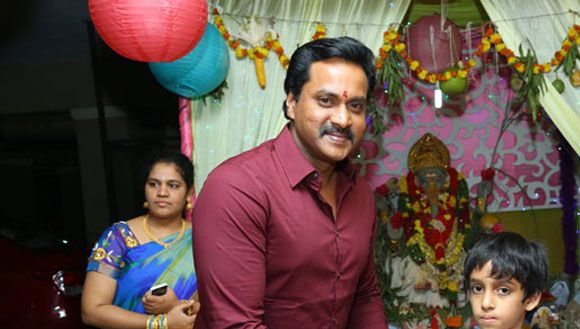 Hero Sunil Celabrating Ganapathi Utsavas photos