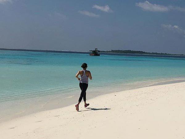 Honeymoon Pictures! Sagarika Ghatge & Zaheen Khan Have a Beachy Time In Maldives