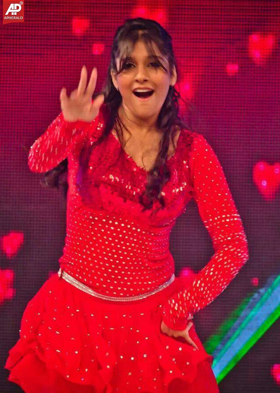 Hot Anchor Rashmi Gautam Rare Pics