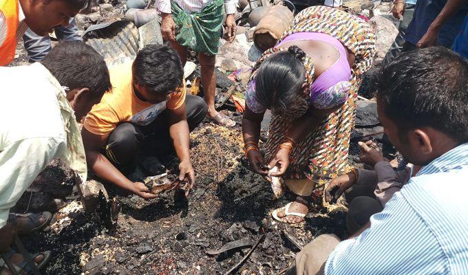 Huge Fire Accident At Madhapur Photos
