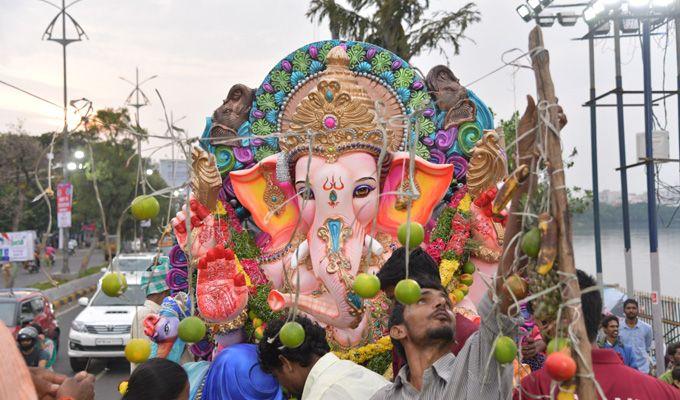 Hyderabad Ganesh Visarjan in Hussain Sagar Lake 2018 Photos