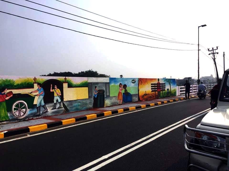 Hyderabad Metro Beautification Works Attracts City People