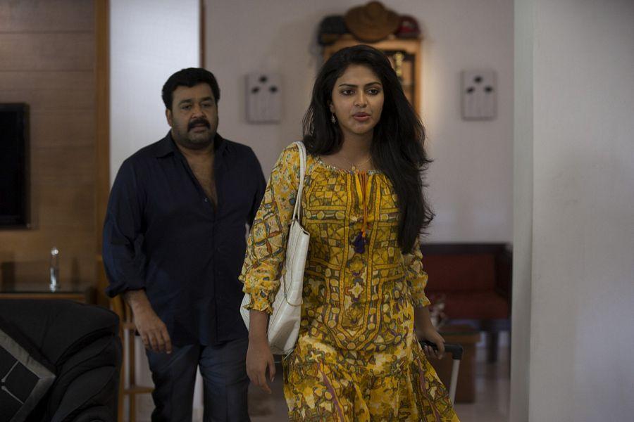 Iddaru Iddare Movie Latest Stills