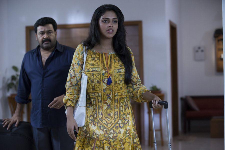 Iddaru Iddare Movie Latest Stills