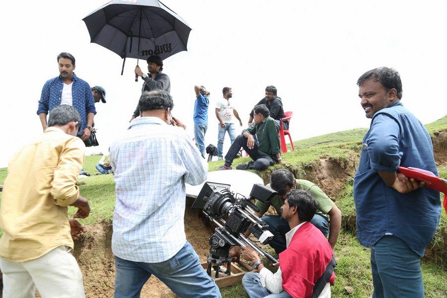 Idi Naa Love Story Movie Working Stills & Photos