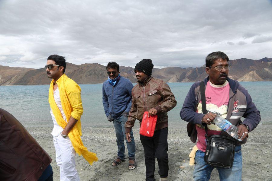 Idi Naa Love Story Movie Working Stills & Photos