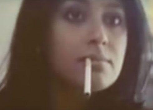 Indian Actress Caught Smoking & Drinking in Real Life Photos