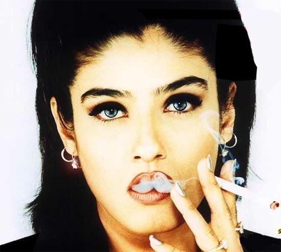 Indian Actress Caught Smoking & Drinking in Real Life Photos