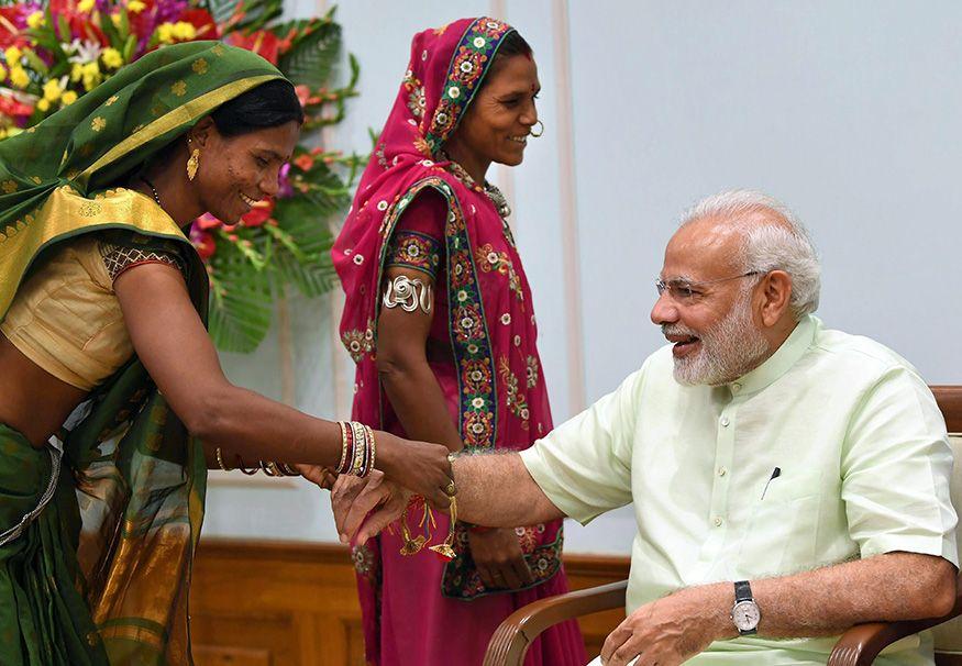 Indian Politicians Celebrated Raksha Bandhan 2018