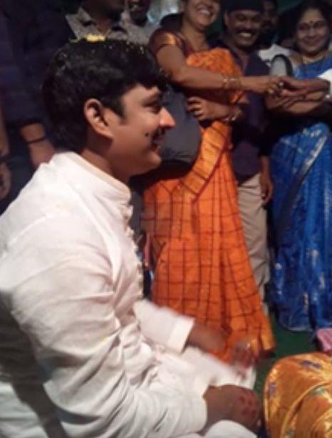 Jabardasth Comedian Dorababu Married Telugu Anchor Photos