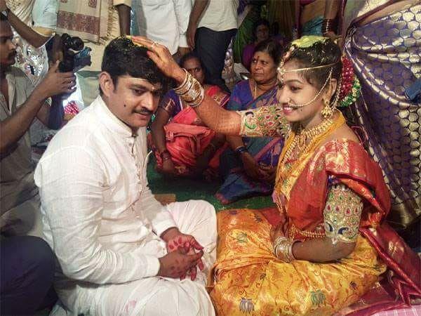 Jabardasth Comedian Dorababu Married Telugu Anchor Photos