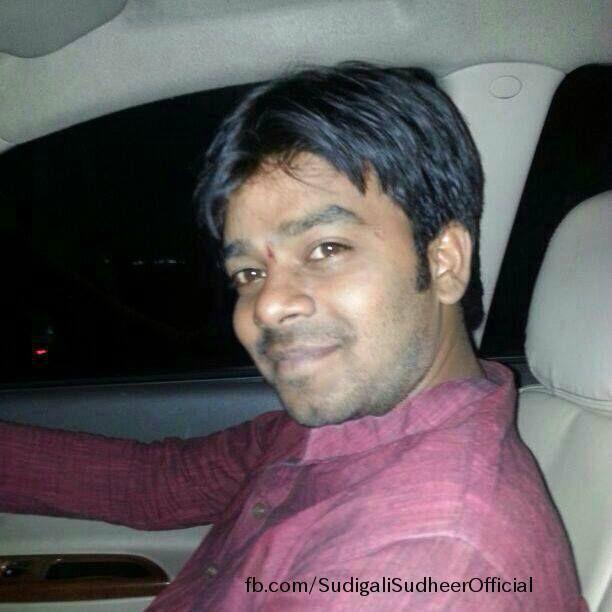 Jabardasth Fame Sudigali Sudheer Personal Life Photos