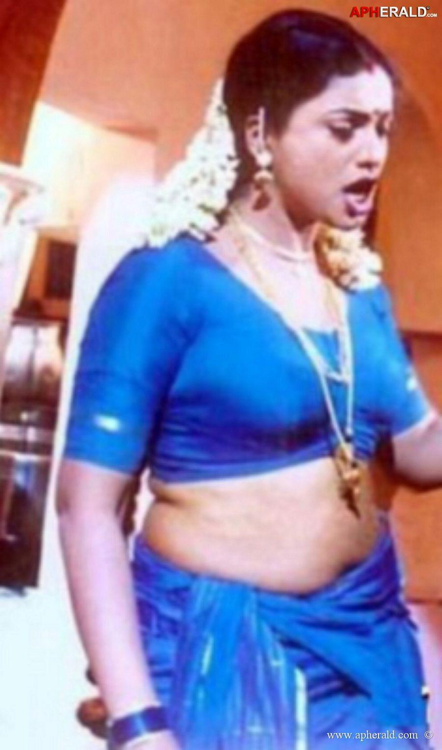 Jabardasth Roja Rare & Unseened Photo Collections