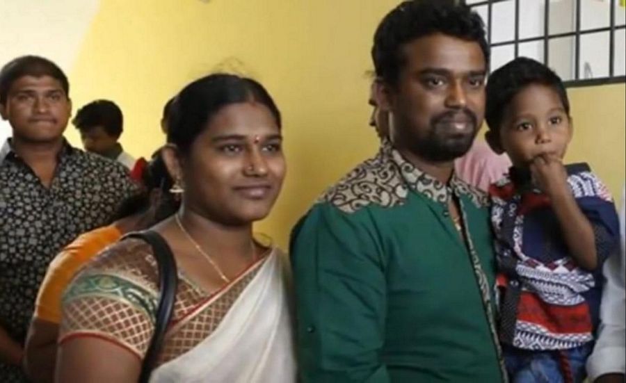 Jabardasth Stars with their Family Unseen Photos