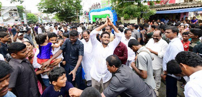 Jagan Praja Sankalpa Yatra Day 169 Photos