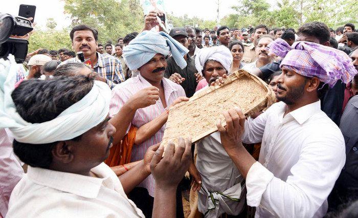 Jagan Praja Sankalpa Yatra Day 169 Photos