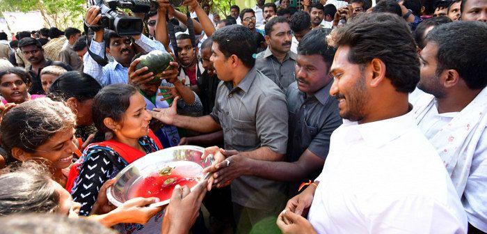 Jagan Praja Sankalpa Yatra Day-37 Photos