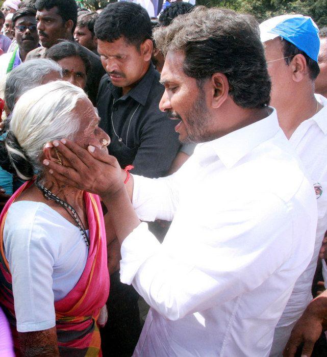 Jagan Praja Sankalpa Yatra Day 50 Photos