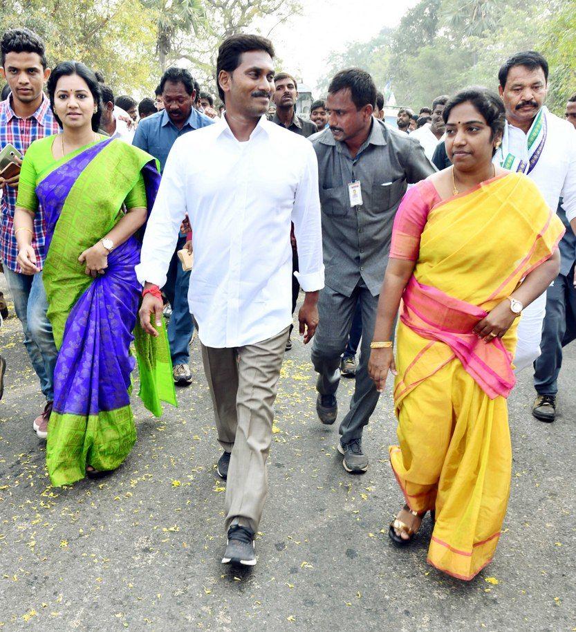 Jagan Praja Sankalpa Yatra Day-86 Photos