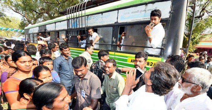 Jagan Praja Sankalpa Yatra Day-95 Photos