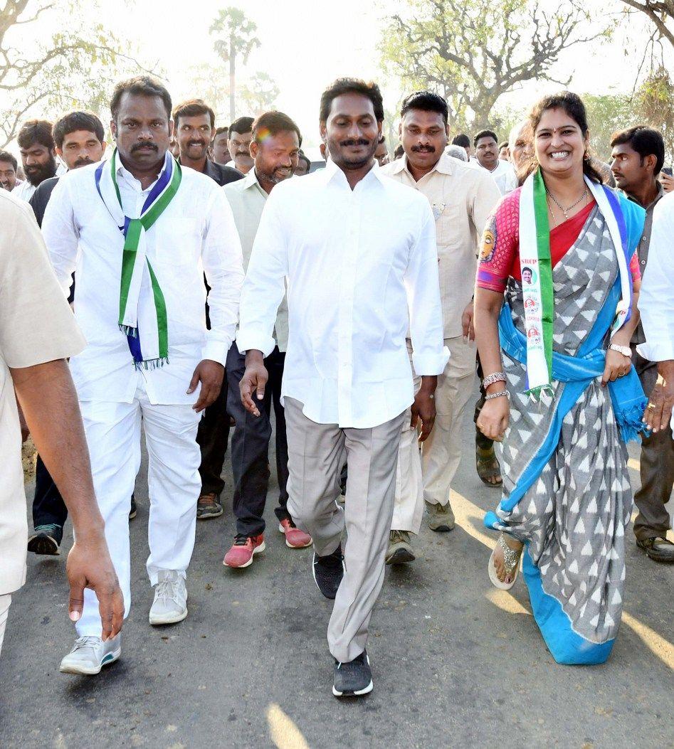 Jagan Praja Sankalpa Yatra Day-95 Photos