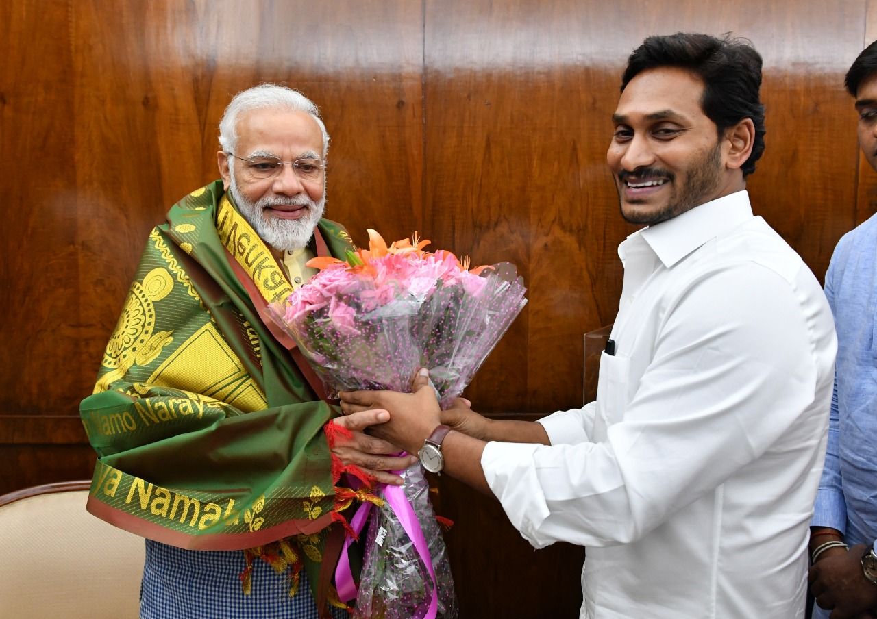 Jagan and Modi Pics