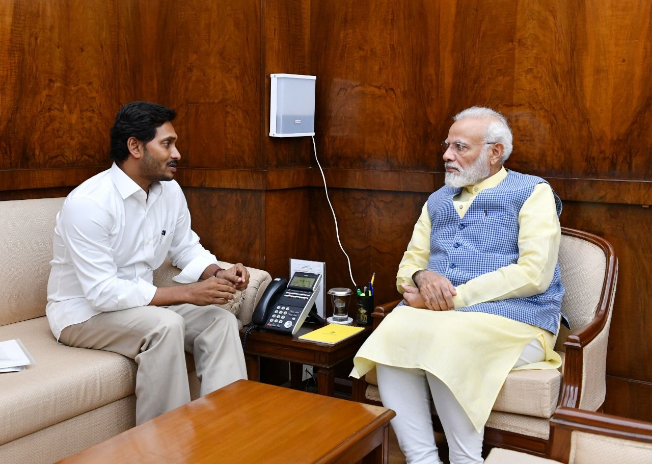 Jagan and Modi Pics