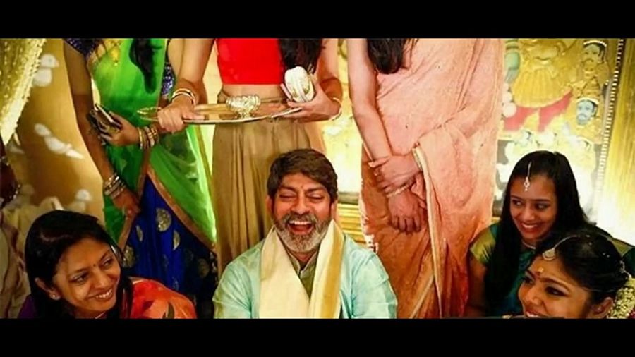 Jagapati Babu Family Unseen Collection