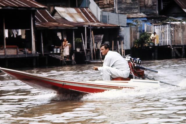 James Bond Heroes Collections