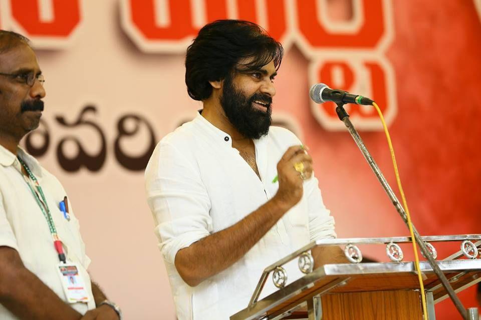 JanaSena Chief Pawan Kalyan Meeting with Lecturers & Chamber of Commerce Members